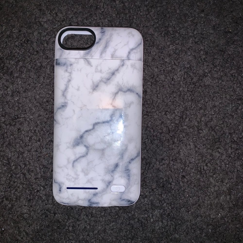 iPhone 8 charging case